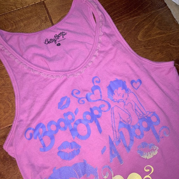 Betty Boop graphic tank top - Picture 2 of 3